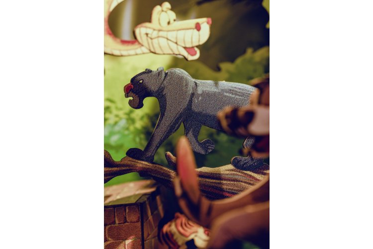 Revell 00535 Tiny Adventures - Disney "The Jungle Book" - Book Nook with LED Lighting - 18x11x23cm - 00535 08 15 - REV00535