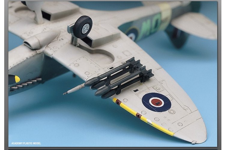 1:72 Academy 12484 Supermarine Spitfire Mk.XIVc WWII &ndash; British Propeller Aircraft - Aca12484 4 - ACA12484