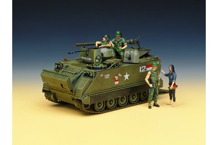 1:35 Academy 13266 M113A1 - Vietnam War with 5 Figures &ndash; American Armoured Vehicle - Aca13266 2 - ACA13266