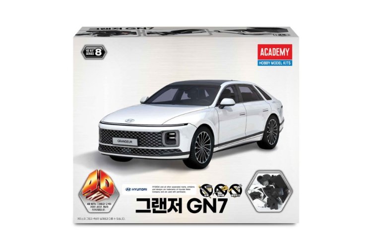 Academy 15407 Hyundai Grandeur GN7 &ndash; South Korean Car &ndash; Snap Fit Kit - Aca15407 1 - ACA15407