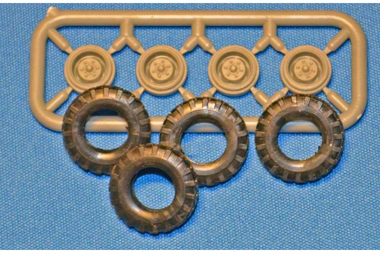 1:72 ACE 72454 M706 &ndash; V-100 with XM-174 &ndash; American Armoured Vehicle - Ace72454 8 - ACE72454