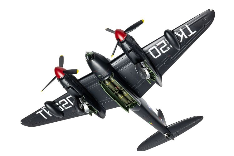 1:72 Airfix 04070 de Havilland DH.98 Mosquito B.XVI/B.35/TT.35 WWII &ndash; British Propeller Aircraft - Af04070 4 - AF04070