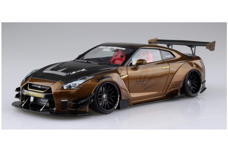 Aoshima 1:24 LB Works NissanR35 GT-R - Car Model Kit