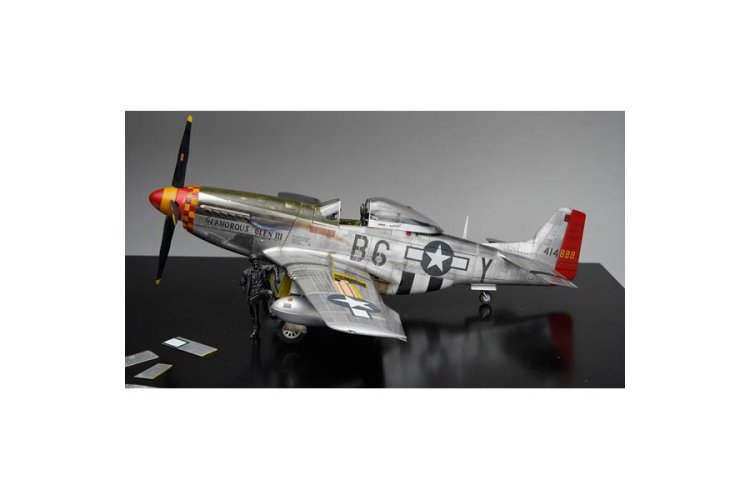 1:35 Border Model BF015 North American P-51D Mustang WWII met Volledige Interieur - Amerikaans Jachtvliegtuig - Bmbf015 7 - BMBF015