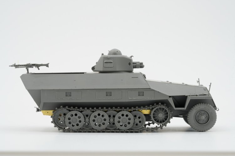 1:35 Border Model BT042 Sd.Kfz.251 Ausf.D w/ R35 Turret - Militair Voertuig - Bmbt042 3 - BMBT042