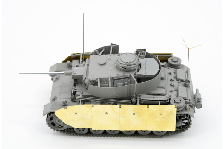 1:35 Border Model BT048 Panzerkampfwagen III - Pz.Bef.Wg.III Ausf.K - 2in1 with Sch&uuml;rzen - Bmbt048 7 - BMBT048
