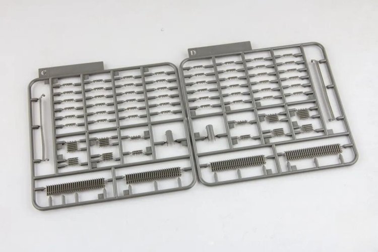 1:72 Border Model TK7204 Tiger I Initial Sd.Kfz.181 Ausf.E - s.Pz.Abt. 502 Leningrad September 1942 - WWII German Heavy Tank - Bmtk7204 8 - BMTK7204