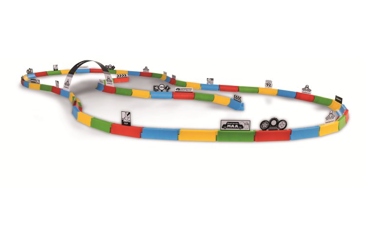 Carrera RC Car Mini &ndash; Mario Kart &ndash; Tabletop Racing Set &ndash; Mario vs. Yoshi &ndash; 2 Cars &ndash; Scale 1:43 &ndash; 2.4GHz - Car370430016 3 - CAR370430016