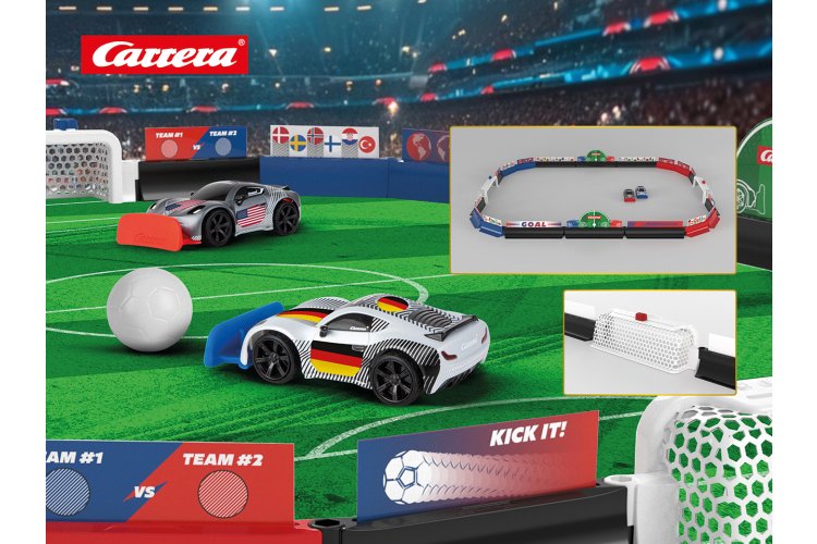 Carrera RC World Championship Soccer Set &ndash; 2 RC Cars with Playing Field and Ball &ndash; 2.4 GHz - Car370430045 45 - CAR370430045