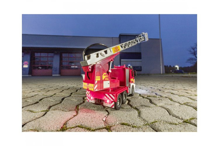 1:20 Carson 907670 RC Brandweer Vrachtwagen Mercedes-Benz - Crs907670 7 - CRS907670