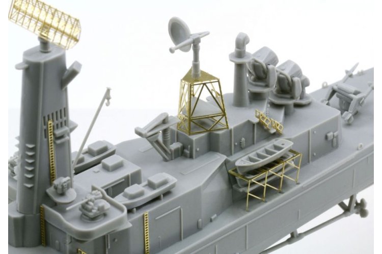 1:700 Dragon 7097 U.S.S. Albany CS-10 - Battleship - Drg7097 8 - DRG7097