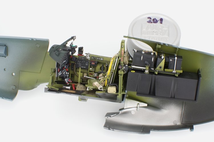 1:32 Eduard 932011 P-51B Mustang - Royal Hybrid - Amerikaans Jachtvliegtuig - Edu932011 64 - EDU932011
