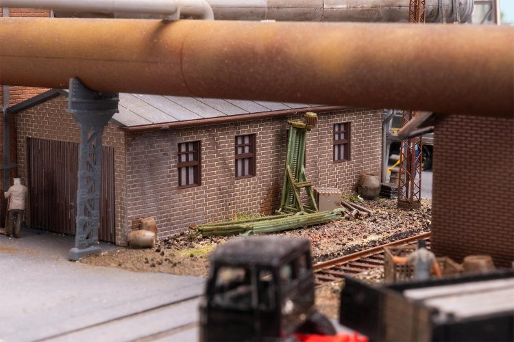 1:87 H0 Faller 130024 Blazerhal met Pijpwerk voor Diorama - Fa130024 4 - FA130024