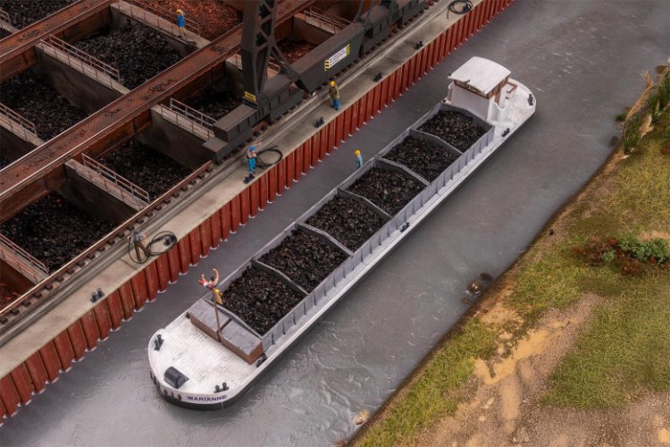 1:87 H0 Faller 131018 Cargo Ship for Diorama - Fa131018 1 - FA131018