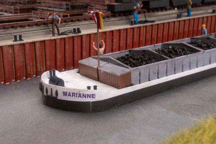 1:87 H0 Faller 131018 Cargo Ship for Diorama - Fa131018 2 - FA131018