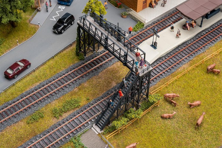 1:87 H0 Faller 190095 Actieset Station Eisele an der Halde - 7 Figuren - Fa190095 2 - FA190095