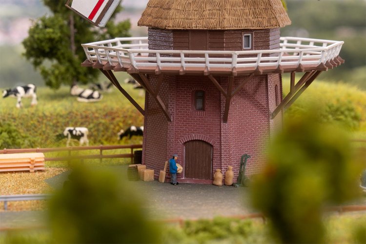1:160 Faller 232135 N Windmill Model &ndash; 133x90x168 mm - Fa232135 2 - FA232135