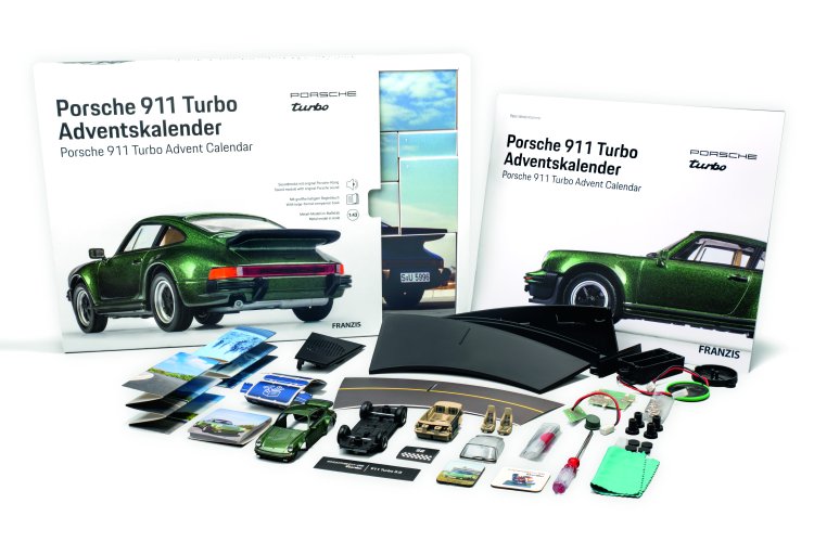 1:43 Franzis 67233 Porsche 911 Turbo - Groen Metallic - Sport Auto - Adventskalender met Geluid - Fr67233 9 4 143 franzis 67233 porsche 911 turbo green metallic sports car advent calendar with sound - FR67233-9