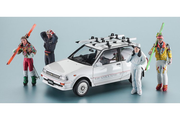 1:24 Hasegawa 20610 Toyota Starlet EP71 Si White Limited 3-Door Ski Version &ndash; Japanese Car - Has20610 2 - HAS20610