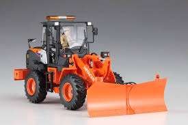 1:35 Hasegawa 66102 Hitachi Wheel Loader ZW100-6 Multiplow (Snowplow) - Has66102 2 - HAS66102