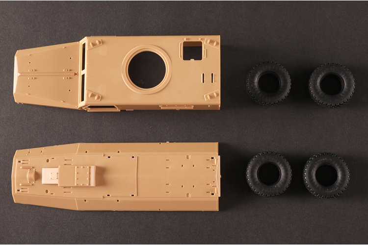 1:35 HobbyBoss 80156 Cougar H A1 4x4 MRAP - Amerikaans Gepantserd Voertuig - Hbs80156 16 - HBS80156