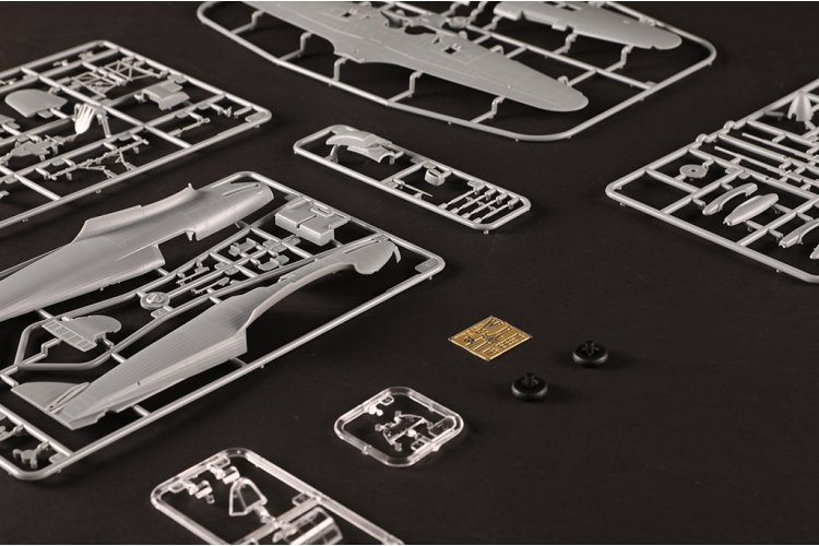 1:48 HobbyBoss 81780 Hawker Hurricane Mk.IId/Trop - Propeller Vliegtuig - Hbs81780 13 - HBS81780