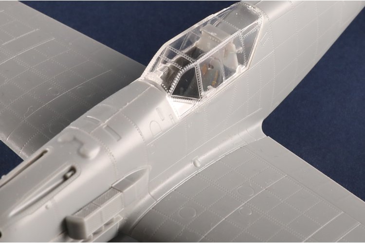 1:48 HobbyBoss 81793 Messerschmitt Bf 109E-4/Trop &ndash; WWII German Propeller Aircraft - Hbs81793 12 - HBS81793
