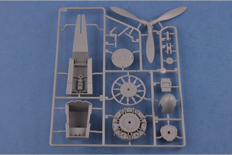 1:18 HobbyBoss 81802 Focke-Wulf FW190A-5 - Hbs81802 8 - HBS81802