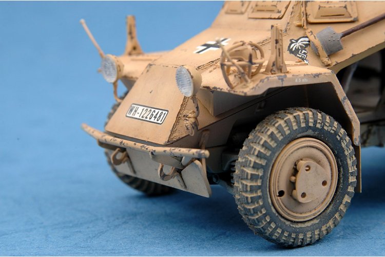 1:35 HobbyBoss 82442 Sd.Kfz. 222 Leichter Panzersp&auml;hwagen 2cm - Militair Voertuig - Hbs82442 22 - HBS82442