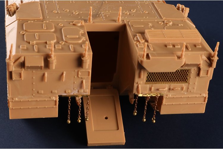 1:35 HobbyBoss 84525 IDF Namer-2 IFV &ndash; Israeli Infantry Fighting Vehicle - Hbs84525 13 - HBS84525