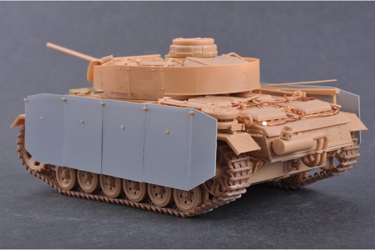 1:35 HobbyBoss 84560 Pz.Kpfw. III Ausf. M WWII &ndash; German Tank - Hbs84560 14 - HBS84560