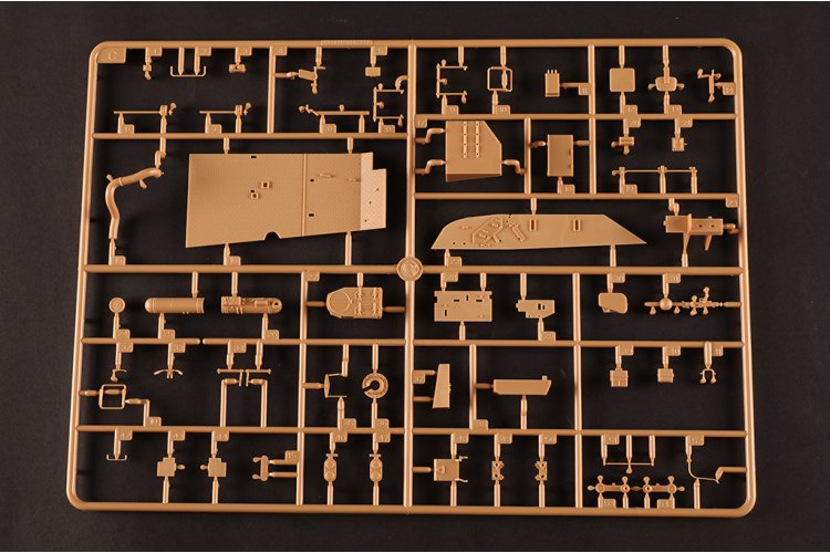 1:35 HobbyBoss 84568 Leopard 1 - Bergepanzer BPz2A2 ARV - Military Vehicle - Hbs84568 11 - HBS84568