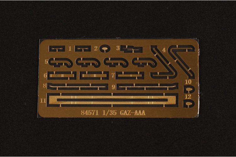 1:35 HobbyBoss 84571 GAZ-AAA with Quad Maxim AA Gun - Hbs84571 99 - HBS84571
