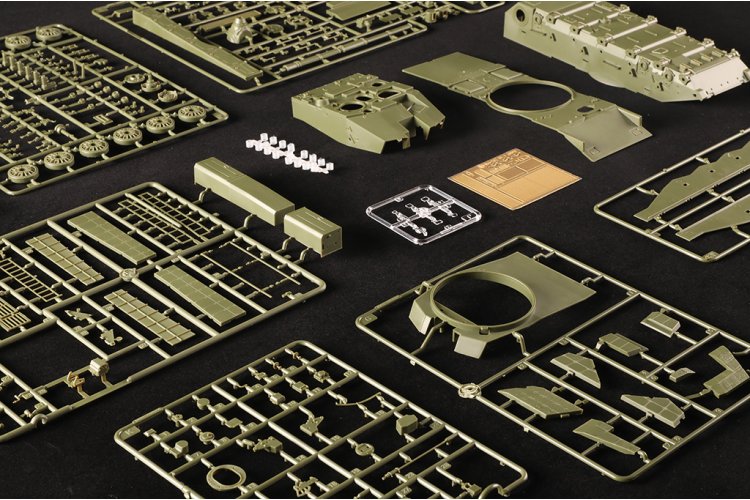 1:35 HobbyBoss 84589 PLA ZTZ-99B - Chinese Hoofdgevechtstank - Hbs84589 28 - HBS84589