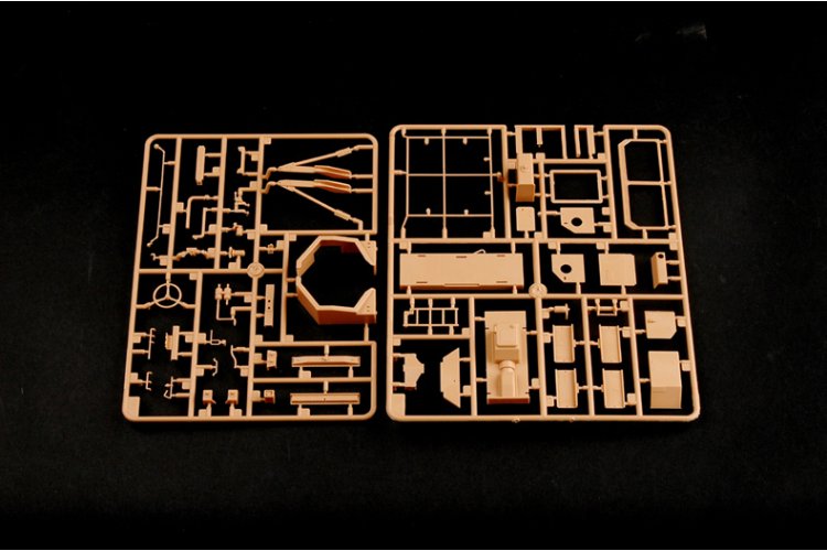 1:35 HobbyBoss 85502 M1070 Truck Tractor & M1000 Heavy Equipment Transporter Semi-trailer - Hbs85502 9 - HBS85502