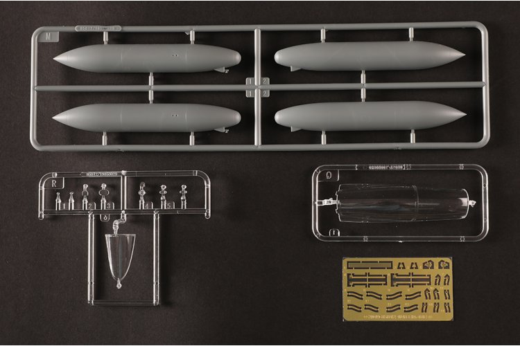 1:48 HobbyBoss 85819 Boeing F/A-18F Super Hornet VFC-12 - Amerikaanse Straaljager - Hbs85819 21 - HBS85819