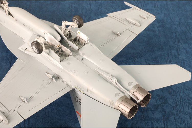 1:48 HobbyBoss 85819 Boeing F/A-18F Super Hornet VFC-12 - Amerikaanse Straaljager - Hbs85819 30 - HBS85819