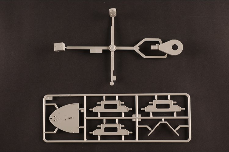 1:350 HobbyBoss 86518 HMS Lord Clive &ndash; Lord Clive-class Monitor &ndash; WWI British Motor Ship - Hbs86518 13 - HBS86518