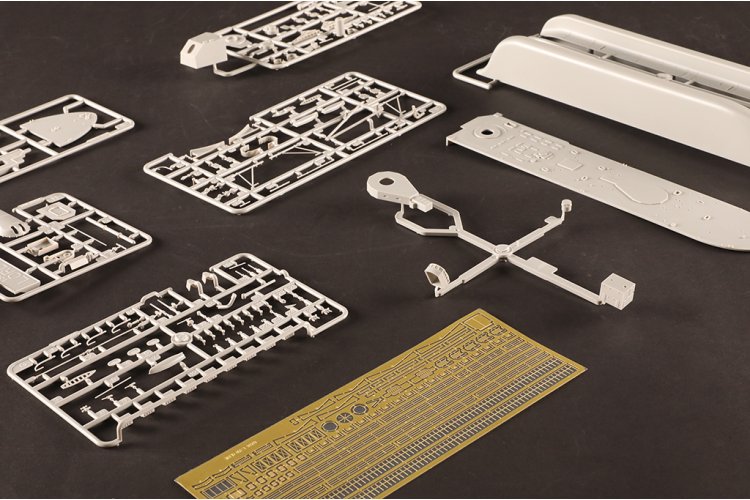 1:350 HobbyBoss 86518 HMS Lord Clive &ndash; Lord Clive-class Monitor &ndash; WWI British Motor Ship - Hbs86518 16 - HBS86518