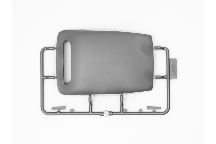 1:24 ICM 24023 Admiral Saloon, WWII German Passenger Car - Icm24023 12 - ICM24023