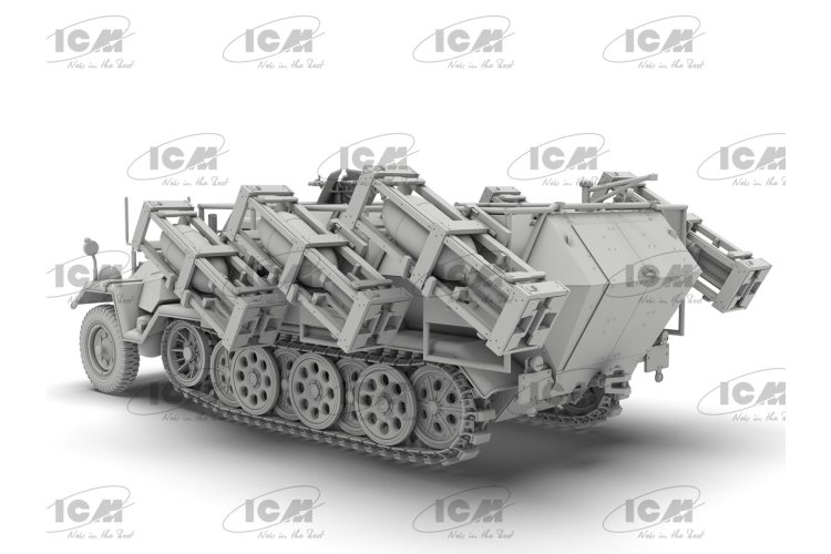 1:35 ICM 35107 Sd.Kfz. 251/1 Ausf. B Stuka zu Fuss WWII &ndash; German Armoured Vehicle - Icm35107 4 - ICM35107
