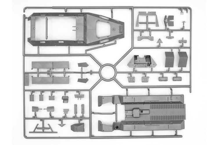 1:35 ICM 35114 &lsquo;Krankenpanzerwagen&rsquo; Sd.Kfz.251/8 Ausf.A - WWII Duits met Militair Medisch Personeel - Icm35114 2 - ICM35114