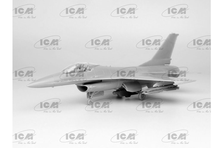 1:72 ICM 72146 General Dynamics F-16AM Fighting Falcon met GBU-39 Bommen - Oekra&iuml;ens Jachtvliegtuig - Icm72146 2 - ICM72146