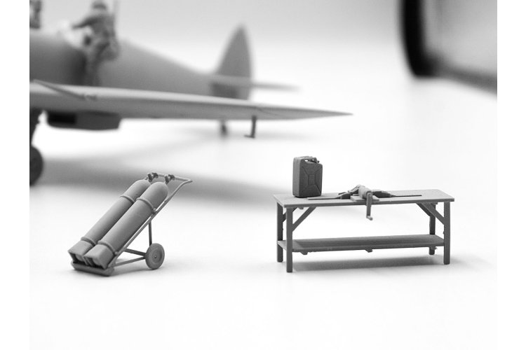 1:48 ICM DS4802 WWII RAF Airfield - Spitfire Mk.IX,Spitfire MkVII,RAF Pilots a Ground Pers 7 fig. - Icmds4802 5 - ICMDS4802