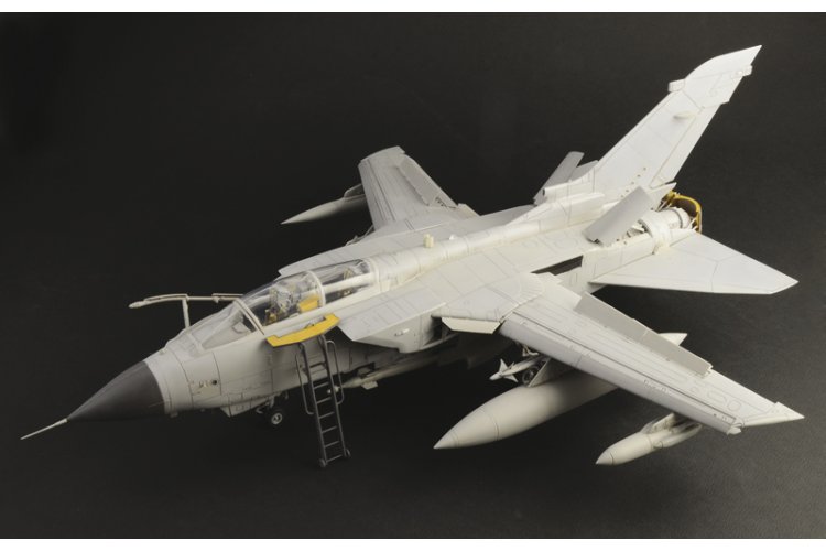 1:32 Italeri 2513 Tornado GR.4 - Ita2513 4 1 - ITA2513