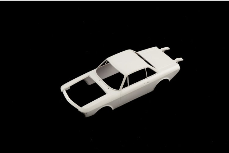 1:24 Italeri 3619 Lancia Fulvia Coup&eacute; 1.6 HF Fanalone - Italiaanse Sportcoup&eacute; - Ita3619 10 - ITA3619