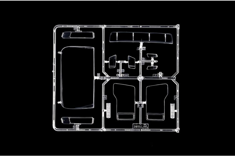 1:24 Italeri 3921 MAN TGX XXL "Wolf Transporte" - Ita3921 8 - ITA3921