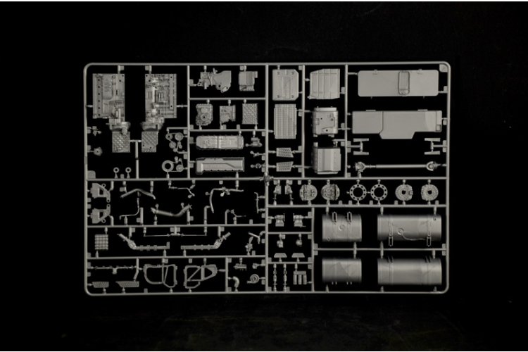 1:24 Italeri 3970 Volvo FH16 Medium Roof &ndash; Modern Truck &ndash; Swedish Lorry - Ita3970 12 - ITA3970