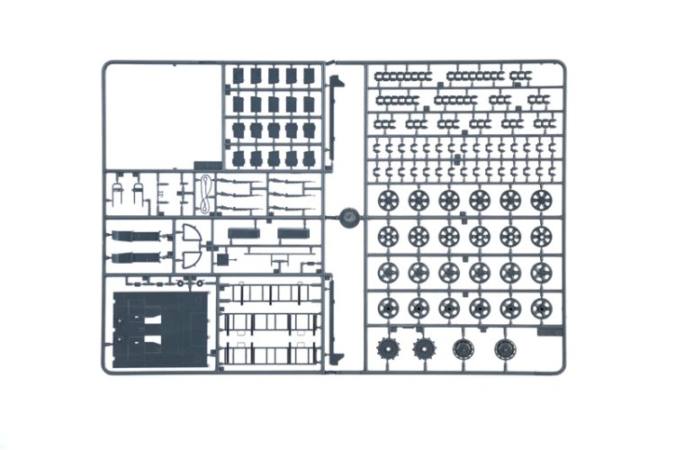1:35 Italeri 6395 Sd. Kfz. 10/4 with FlaK 30 and Crew - Military Vehicle - Ita6395 10 - ITA6395