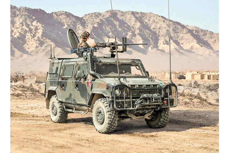 1:35 Italeri 6766 Iveco VTLM Lince &ndash; Italian Military Vehicle - Ita6766 2 - ITA6766